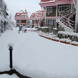 Resort Marigold Sarovar Portico, Shimla